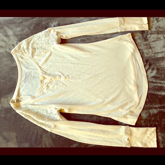 🎉HP!🎉 Decree Lacy Cream Long Sleeve Top - Picture 7 of 7
